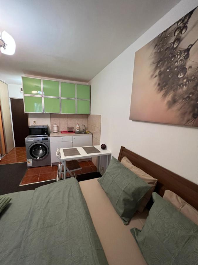 Kenzia Prive Apartment Букурещ Екстериор снимка